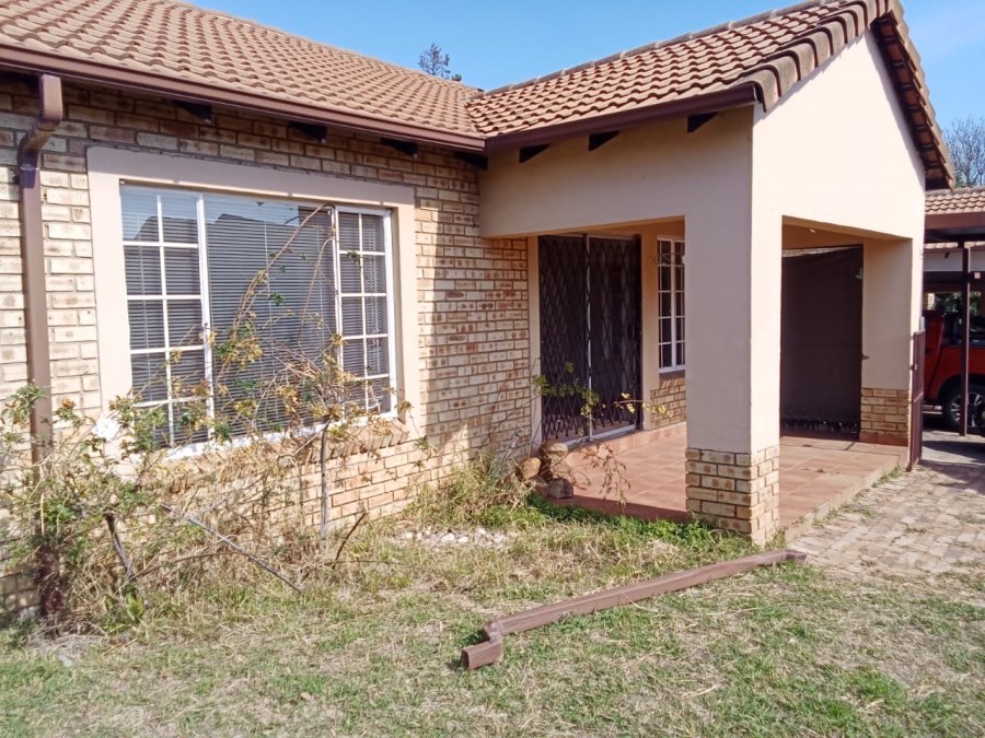2 Bedroom Property for Sale in Sasolburg Ext 11 Free State